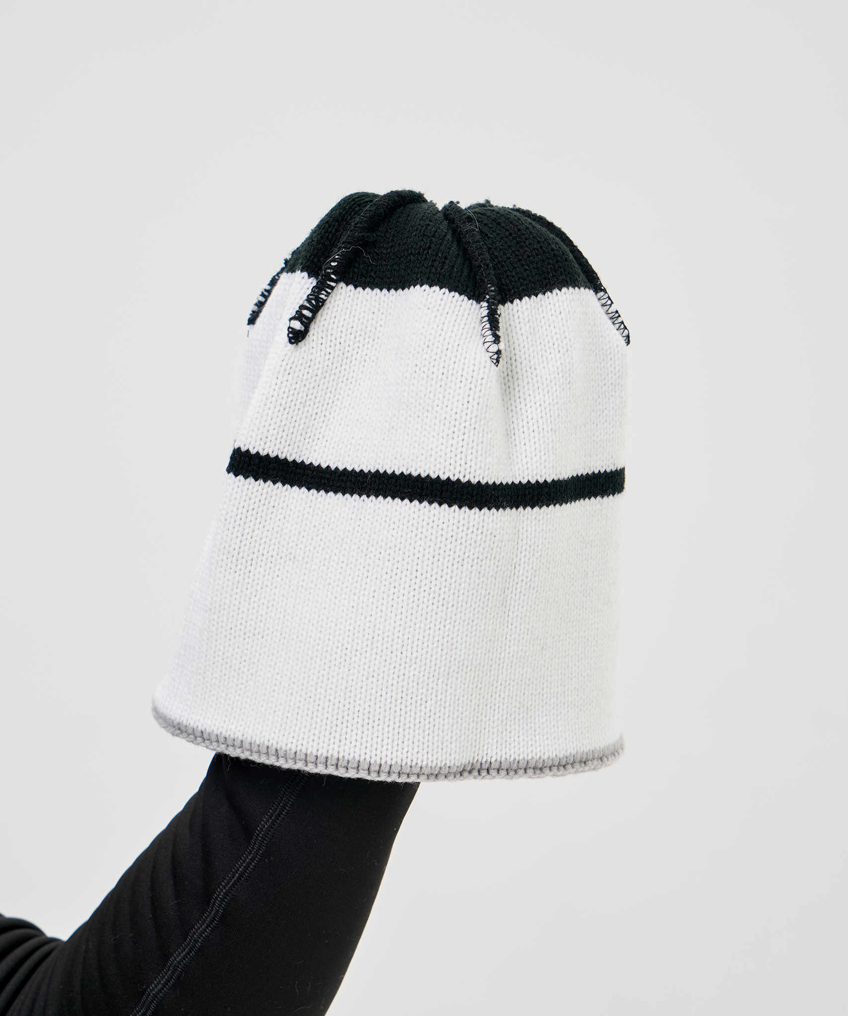 Шапка Nordski Severe Black/Grey/White