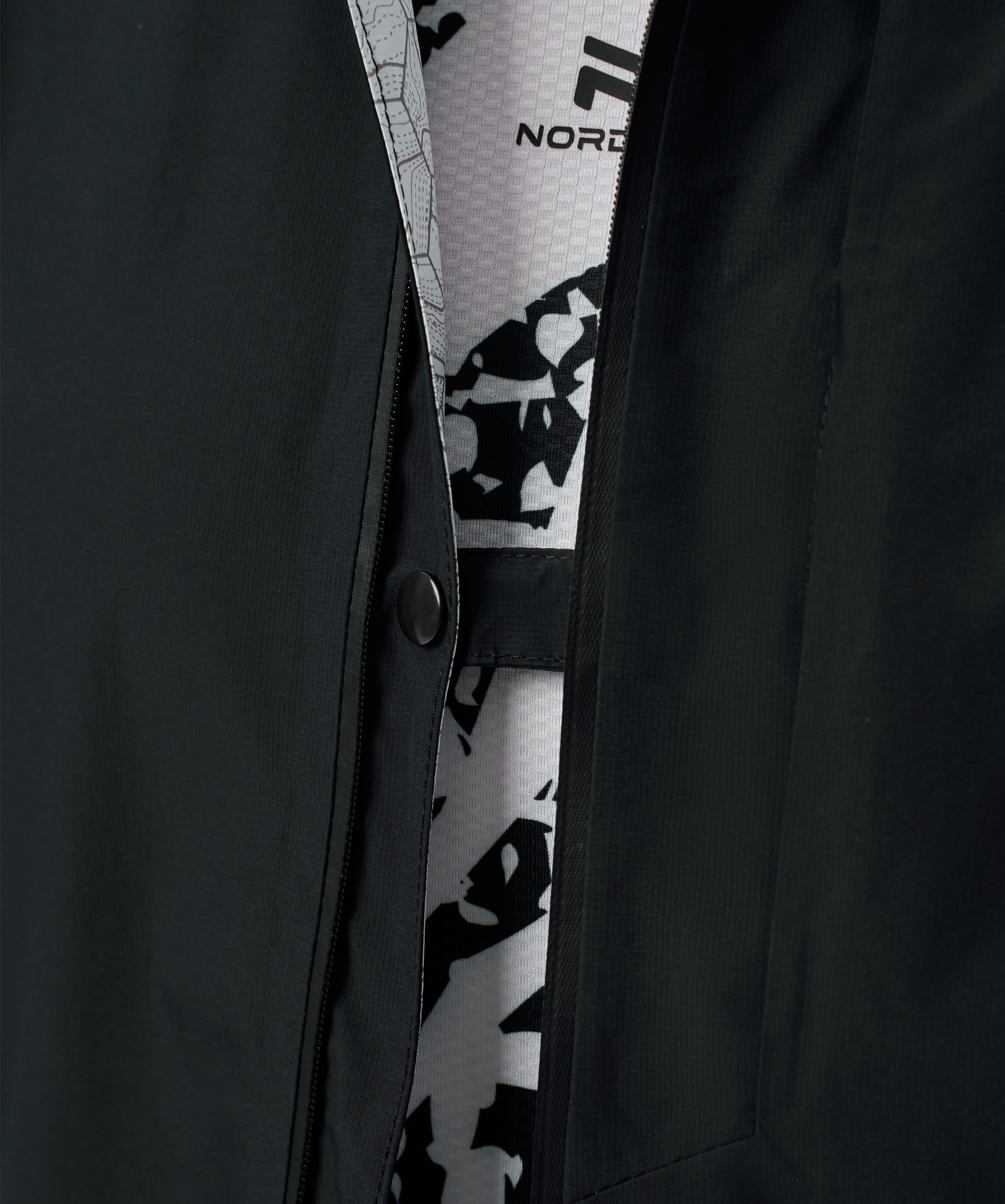 Ветровка мембранная Nordski Road Black