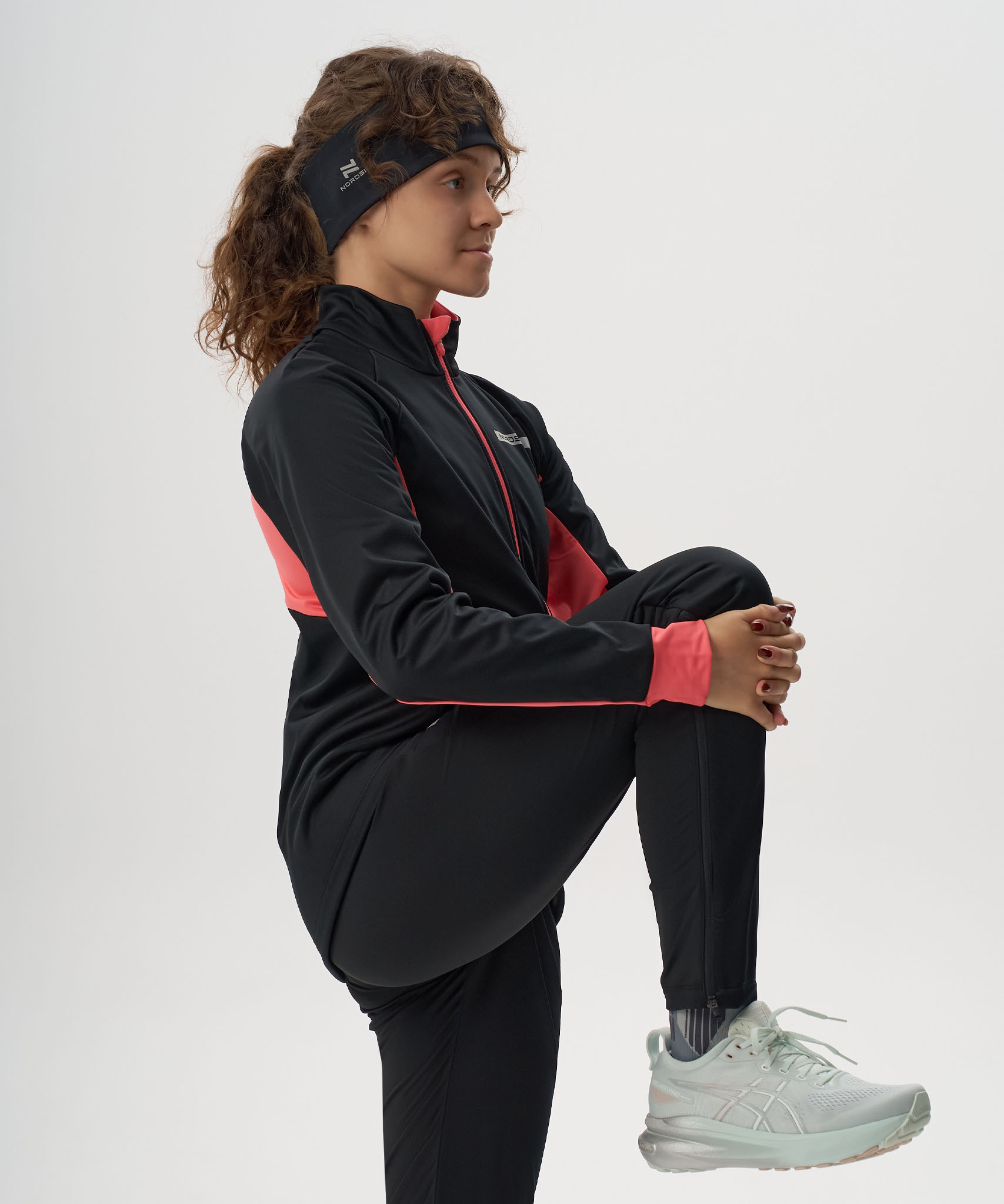 Тренировочная куртка Nordski Core Black/Coral W